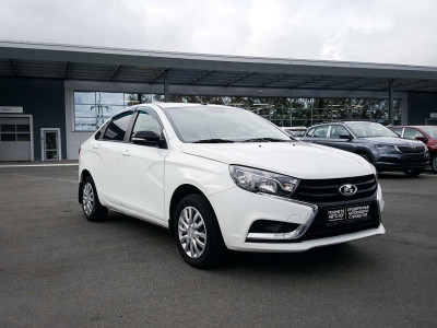 LADA Vesta 1.6 MT (106 л. с.)