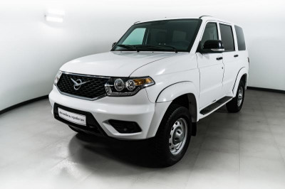 УАЗ Patriot 2.7 MT (134,6 л. с.)