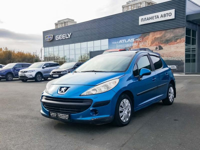 Peugeot 207 1.4 MT (90 л.с.)