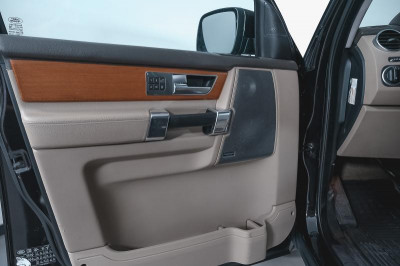 Land Rover Discovery 3.0 TD AT (245 л. с.)