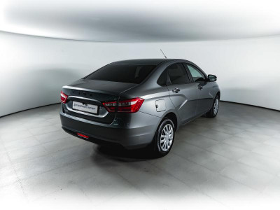 LADA Vesta 1.6 MT (106 л. с.)