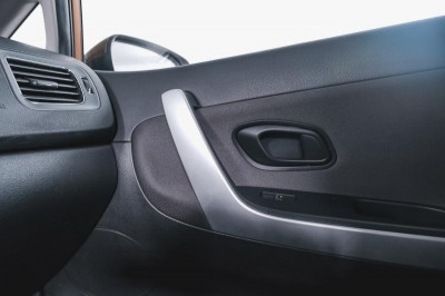 Kia ceed 1.4 MT (100 л. с.)
