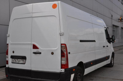 Renault Master 2.3 dCi MT RWD L4H3 4500 (125 л. с.'12)